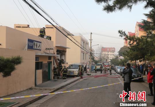 青岛一环卫宿舍液化气爆燃三伤