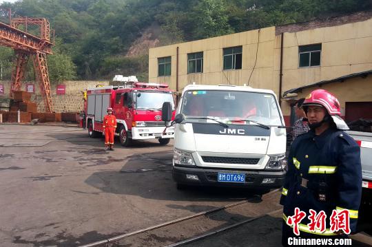 陕西铜川煤矿透水事故发现2名遇难矿工