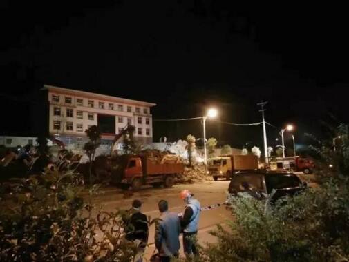 楚雄州双柏县妥甸镇发生土方坍塌 导致3人死亡