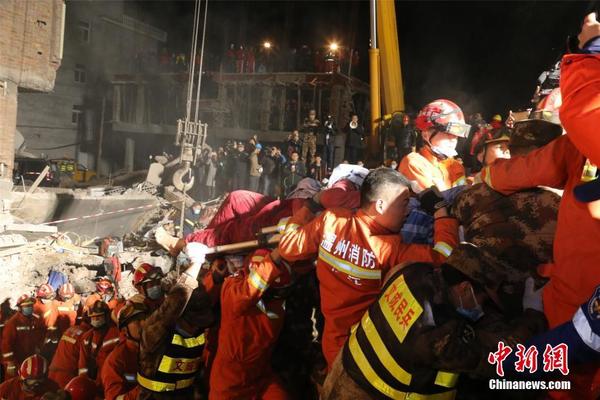 浙江文成县民房坍塌已致5人死亡