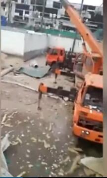 河南平顶山疑发生爆炸事故:门窗玻璃被震碎有巨响