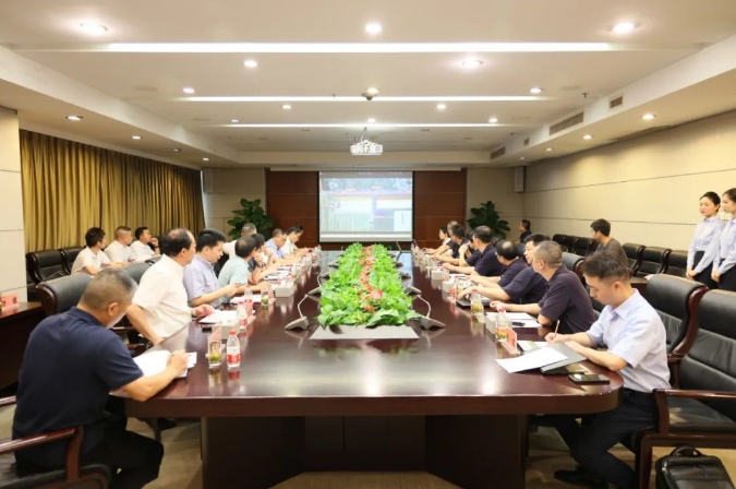 国家应急管理部救援协调和预案管理局副局长颜彬一行调研中联重科