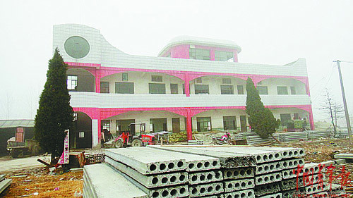 湖北老河口小学挤踏事故报道追踪