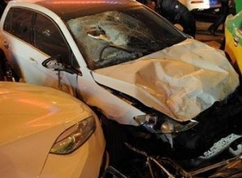 下车查看追尾被撞:避让不及酿2死3伤悲剧 交警支招如何避免二次事故