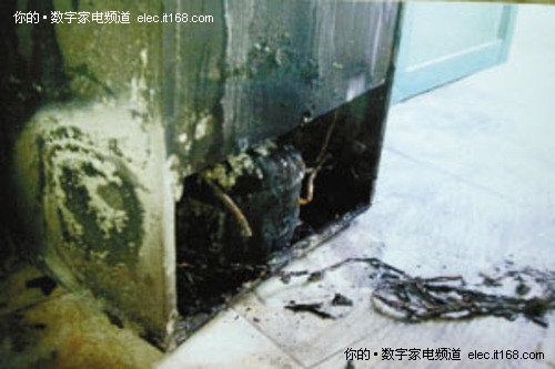 美的冰箱爆炸险要人命 赔万元封口