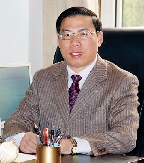 “我深知自己的社会责任”