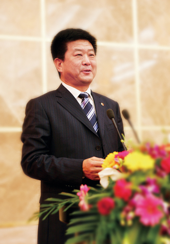 坚持不懈抓安全