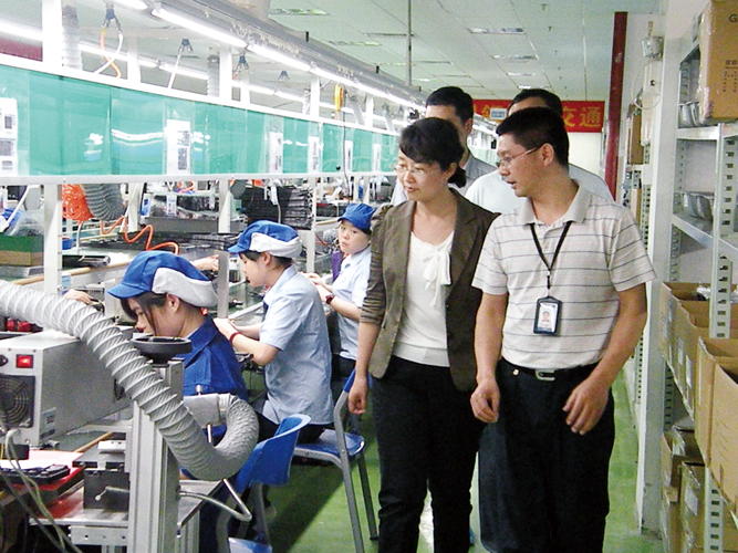 实施企业和务工人员安全干预