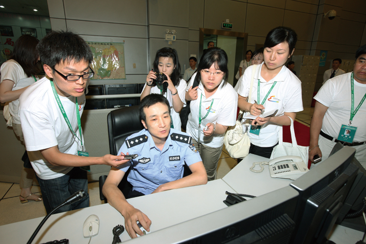 科学设置议程深化“安全生产万里行”