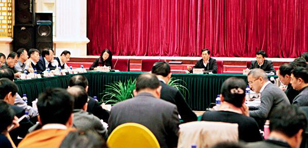 孙华山强调确保如期完成统计改革任务