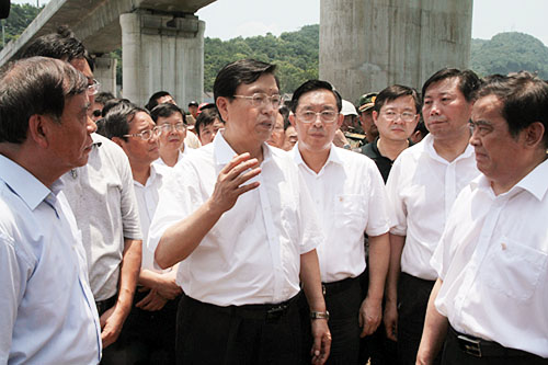 采取措施  吸取教训