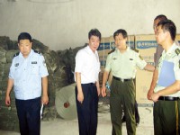 上面千条线 下面一根针