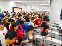 不同的“夺金之路”