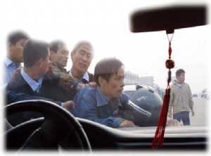 排除“定时炸弹”时不我待