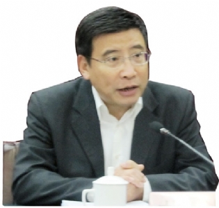 “重点是突出‘指导’管理”