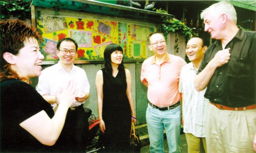 安全社区建设驶上“高速路”