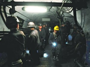 河南平禹矿难：逃生洞无救生设备